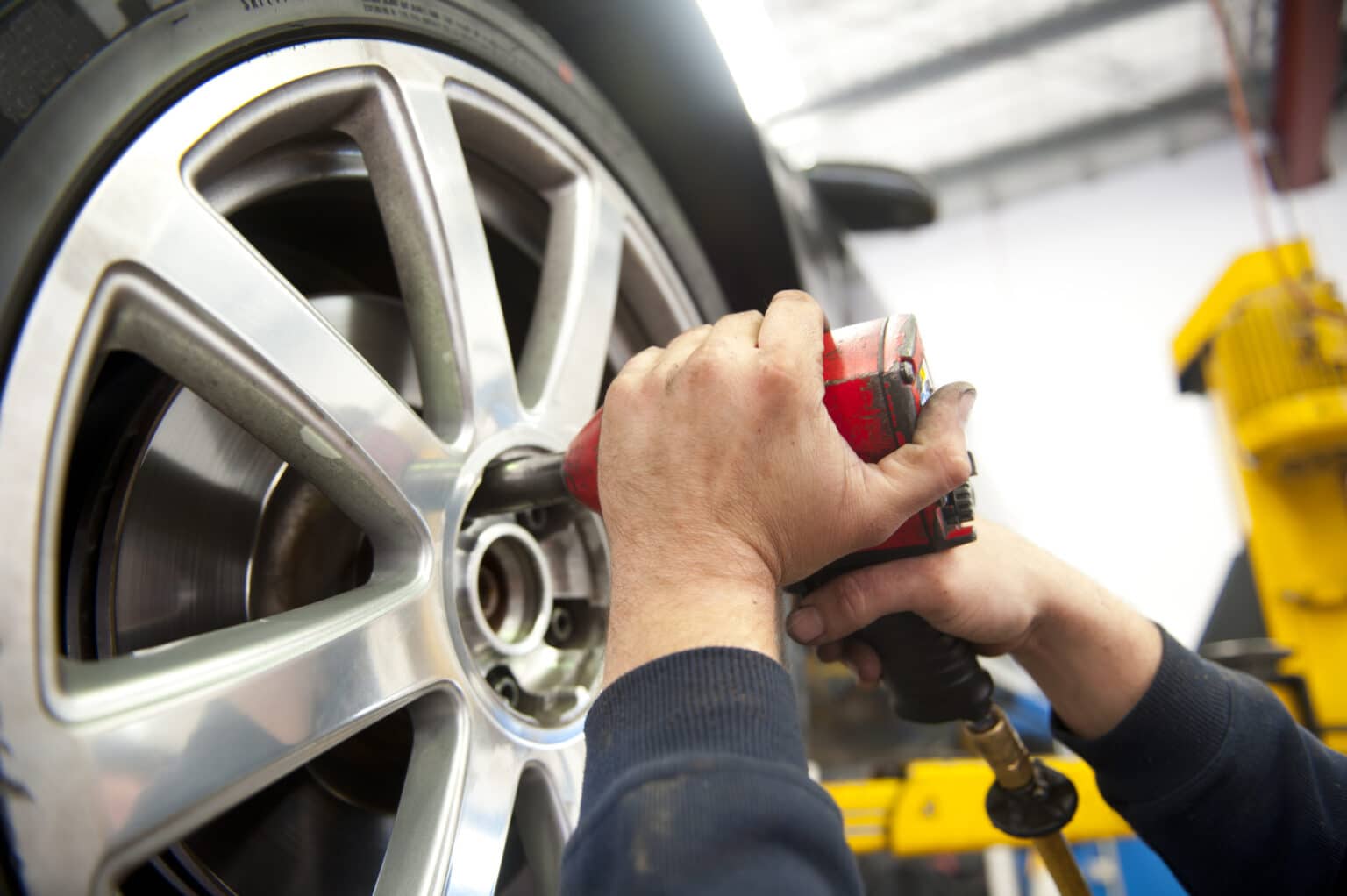 Locking wheel nut removal service in London